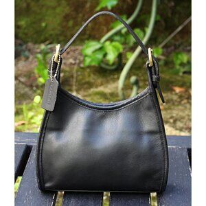 Coach Vintage - Soho Small Satchel 4106 in color Black, Ergo Style, USA 1998